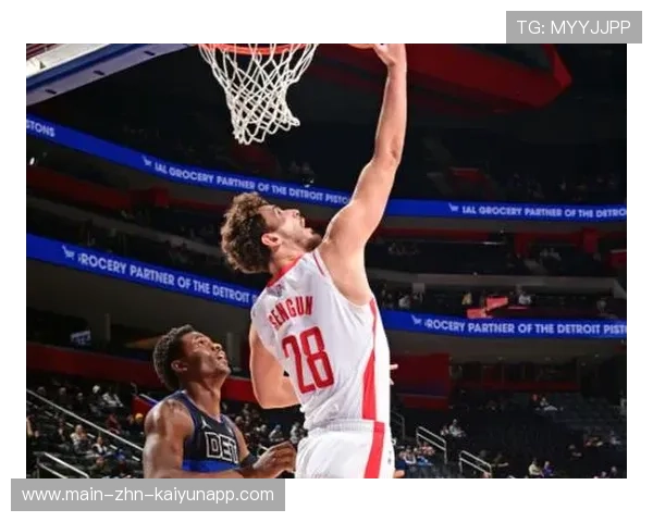 火箭末节体能明显下滑：一个赛季成败的隐秘变量